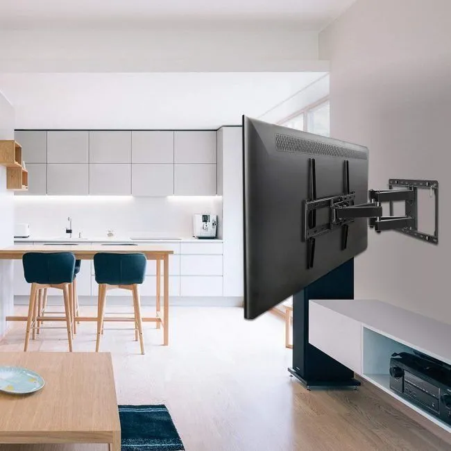 Flat-screen TV wall mounting
