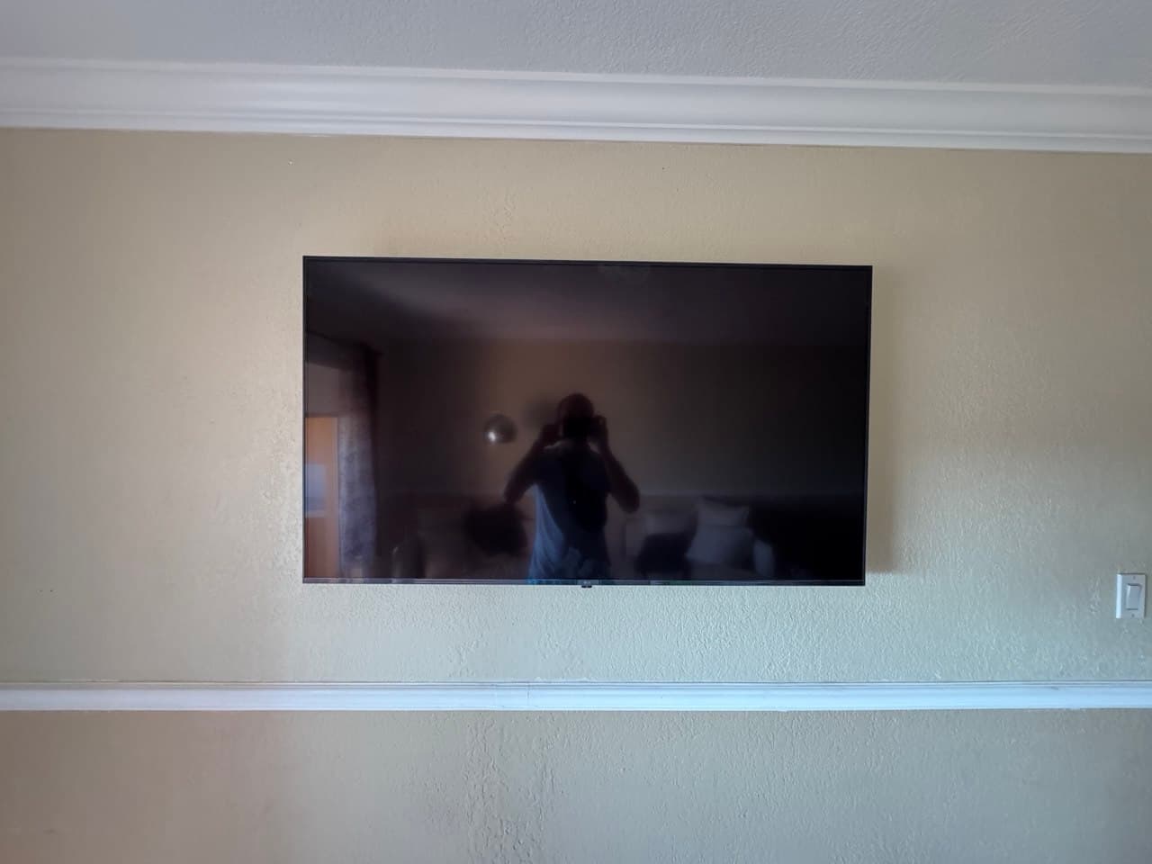 Clean 50-Inch TV Installation with Hidden Cables in Weston, FL